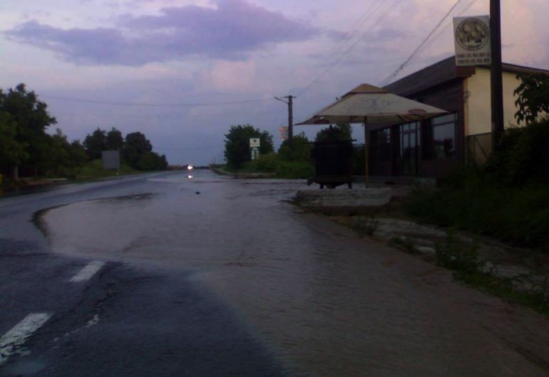Cod Galben De Vreme Severă In Judetul Vrancea Intre Orele 20 05 Si 21 30