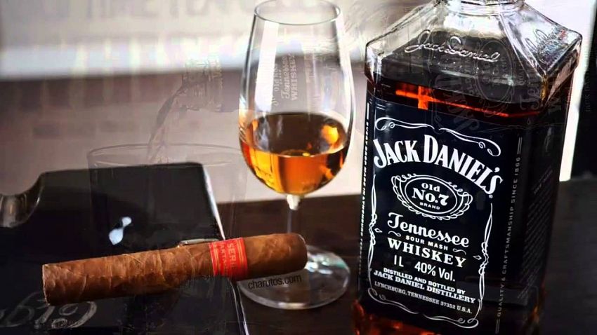 provide Logical cigarette Fiscul vinde sticle de whisky confiscat la reduceri