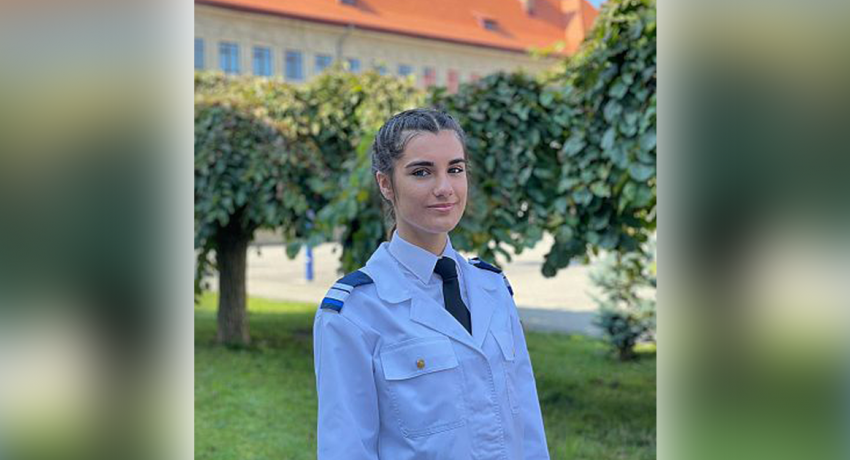 Ana Maria Gafton, originară din Adjud, este prima elevă a Colegiului Național Militar ,,Ştefan cel Mare” din Câmpulung Moldovenesc care a fost admisă la Academia Navală a Statelor Unite ale Americii