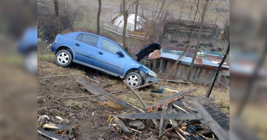 Imagine de la locul producerii accidentului transmisă pe pagina de Facebook a Ziarului de Vrancea de Adrian Coroiu, cititor.