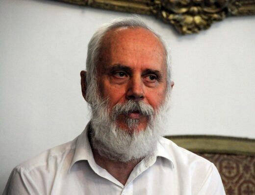 Scriitorul și jurnalistul Cornel Galben.Foto:bjbacau.ro