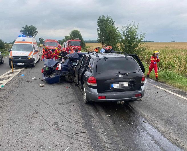 Un bărbat și o femeie, ambii din Focșani, bărbatul în vârstă de 72 de ani și femeia de 73 de ani au murit marți 08 august 2023 într-un accident de circulație produs în jurul prânzului pe pe DN 2-E85, între localitățile Movilița și Sinești, județul Ialomița, Foto:romania24.ro