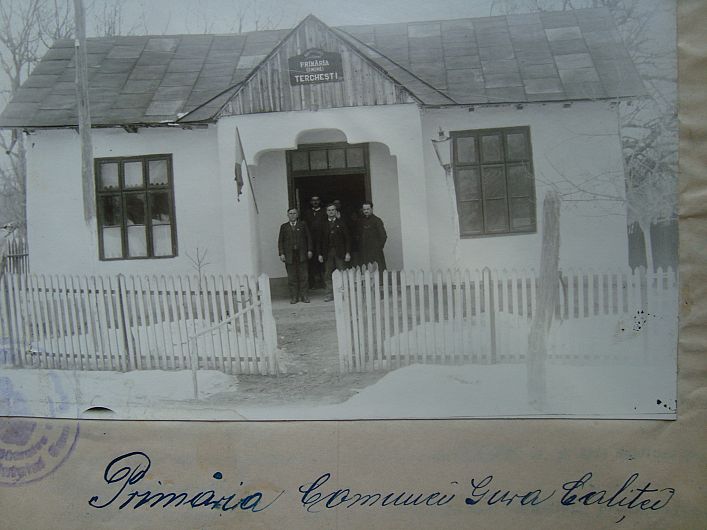 Primaria din Gura Caliței în anul 1940(funcționa la Terchești ).