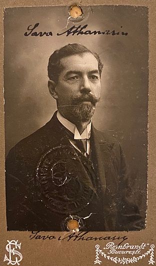 Academicianul Sava Atanasiu (1861-1946). născut în comuna Ruginești, județul Vrancea de acum, face parte din panteonul științei românești, cercetările sale au influențat domenii precum geologia și paleontologia, iar numele său este sinonim cu excelența De asemenea doi dintre fii săi – Ion și George sunt membri ai Academiei Române 