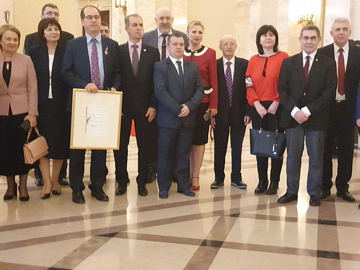 Foto:Primarul comunei Pufești, Nicolae Damian, într-o delegație la Palatul Regal primită de Principesa Margareta