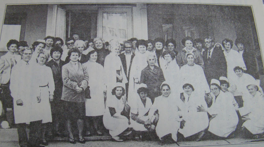 O parte din colectivul Spitalului Focșani în anul 1988