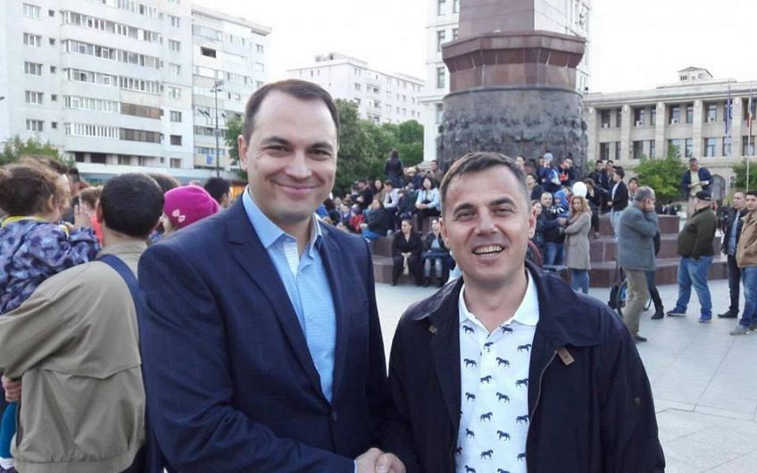 Misăilă și Ștefan, pe  vremea când erau competitori politici pentru fotoliul de primar al Focșaniului, în campania electorală pentru alegerile locale, din 2016