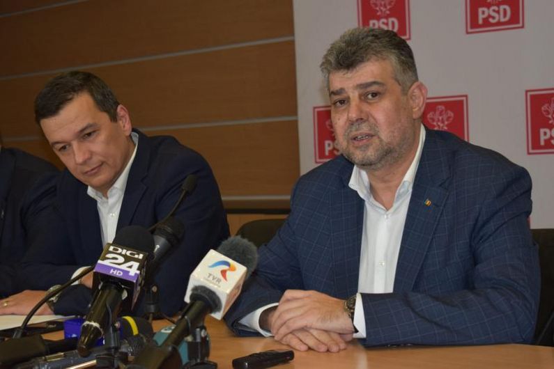 Președintele Camerei Deputaților și al PSD, Marcel Ciolacu( foto dreapta) și de ministrul Transporturilor și Infrastructurii, Sorin Grindeanu( foto stânga) vor fi prezenți, marți 6 septembrie 2022, la sediul Instituției Prefectului Județul Vrancea, pentru a participa la   ora 14:00, la semnarea contractelor pentru executarea loturilor 1 și 4 din Autostrada Focșani – Buzău.