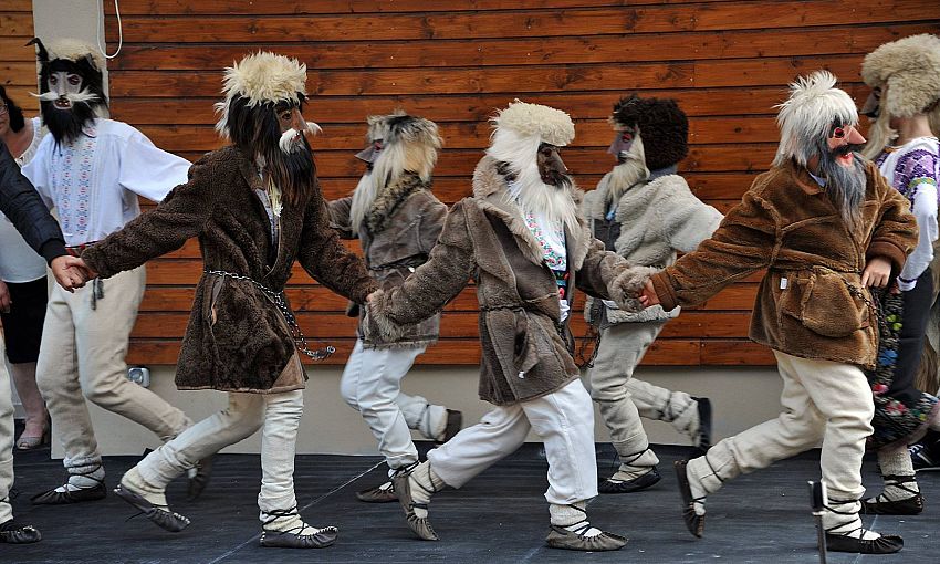 Chiparusul din Nereju — la Crangul Petresti.Foto:Centrul Cultural Vrancea