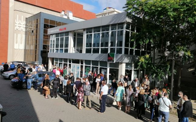 Protestul de luni 14 iunie 2021 al angajaţilor din Primăria Focşani .Foto:adevarul.ro